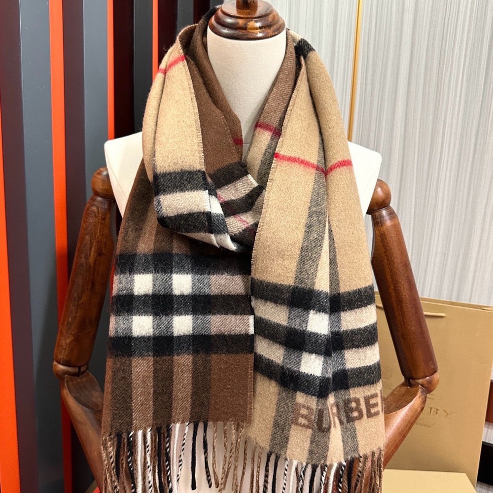 Burberry double-sided brown scarf Unisex